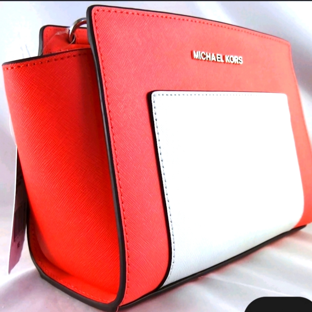 Michael Kors Medium Selma Messenger Crossbody Bag EUC